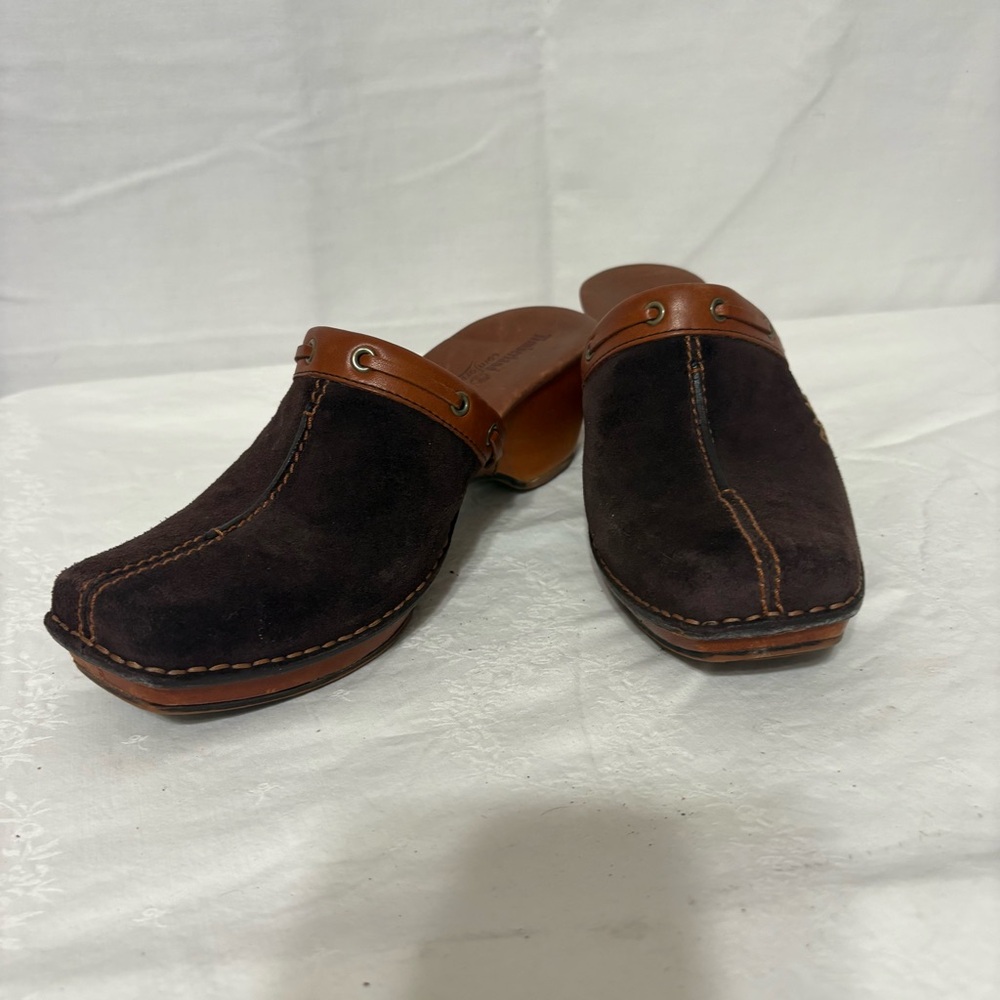 Timberland Comforia brown suede and leather clogs.